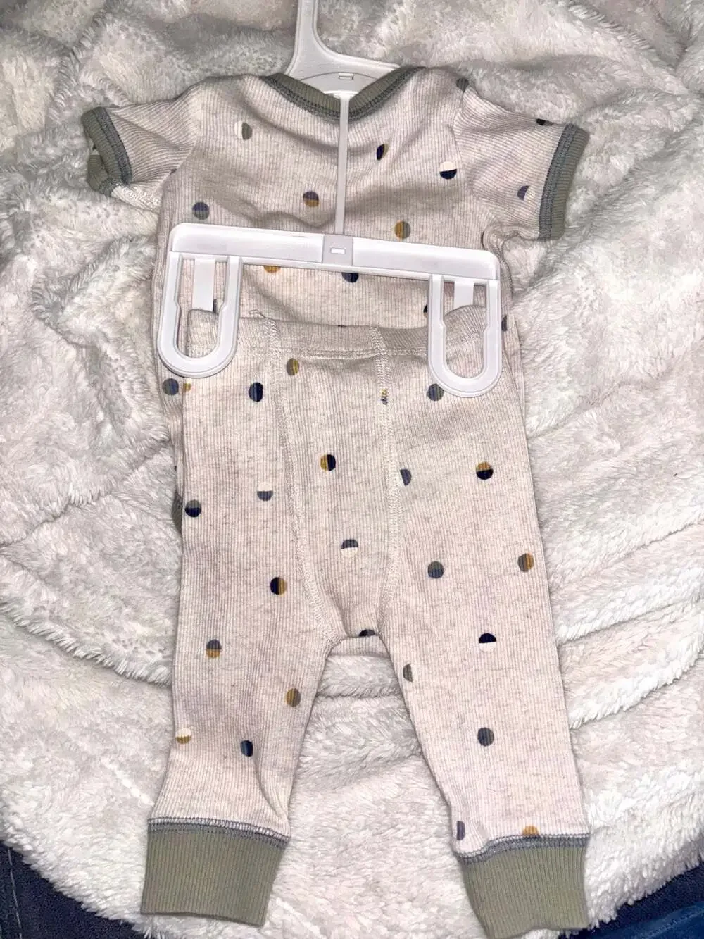 Easy-Peasy Baby Ribbed Lap Shoulder Bodysuit & Legging Outfit 2-Piece Set 0-3M